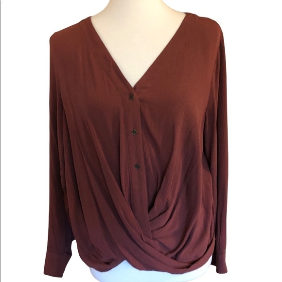 Draped Knot Front Button Top Shirt - Picture 3 of 12